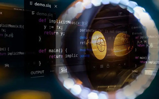 扬州 api php源码,下载的php源码怎么运行呢？
